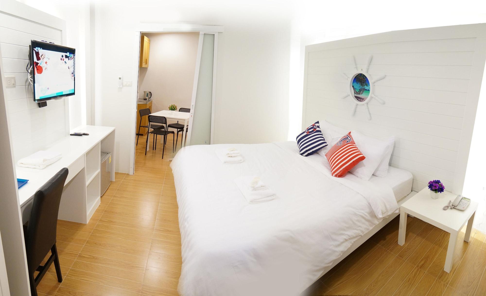 Bed By Cruise Hotel At Samakkhi-Tivanont Nonthaburi Bagian luar foto
